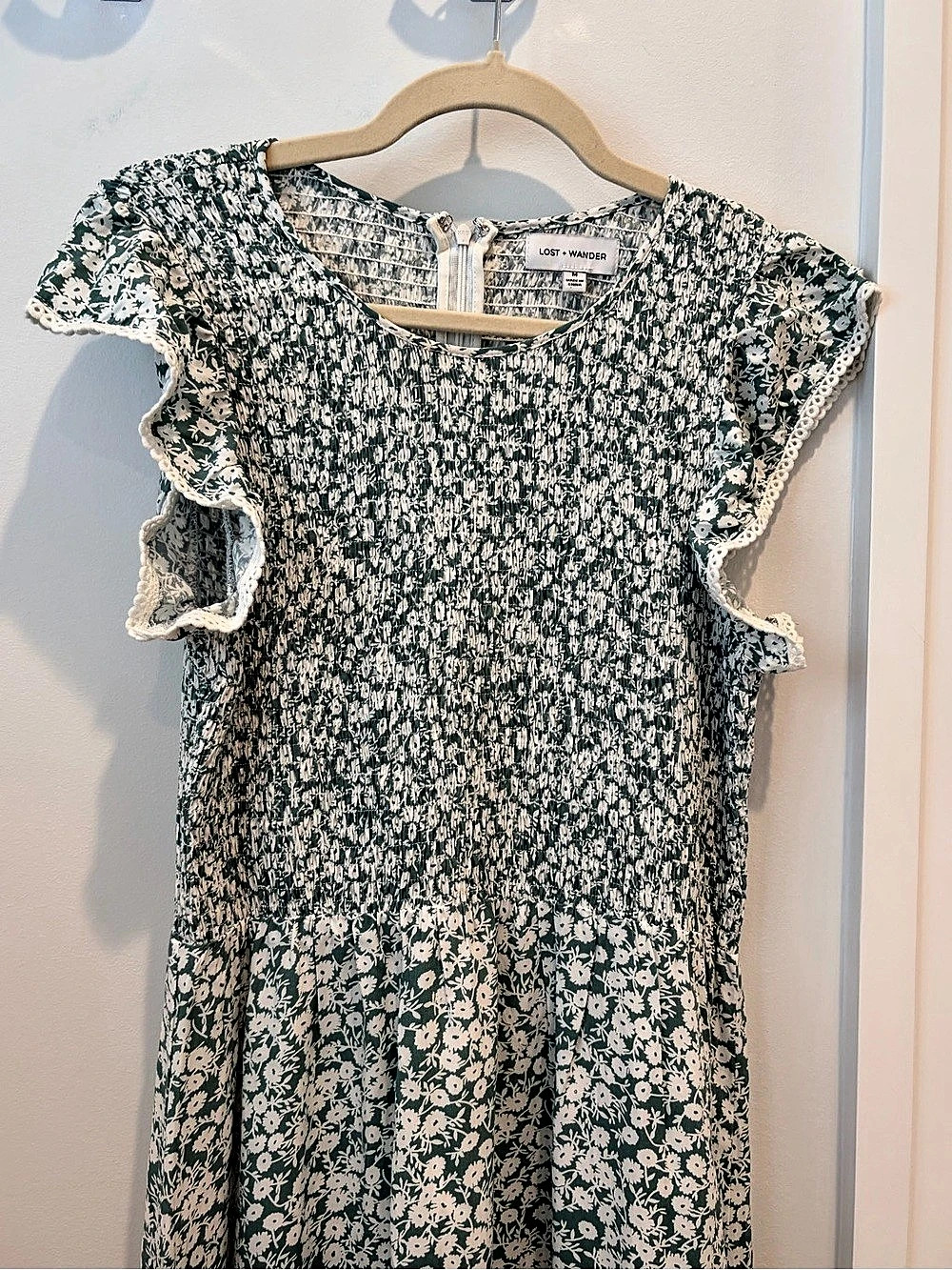Lost & Wander Floral Maxi Dress in Green & White Size Medium Like New